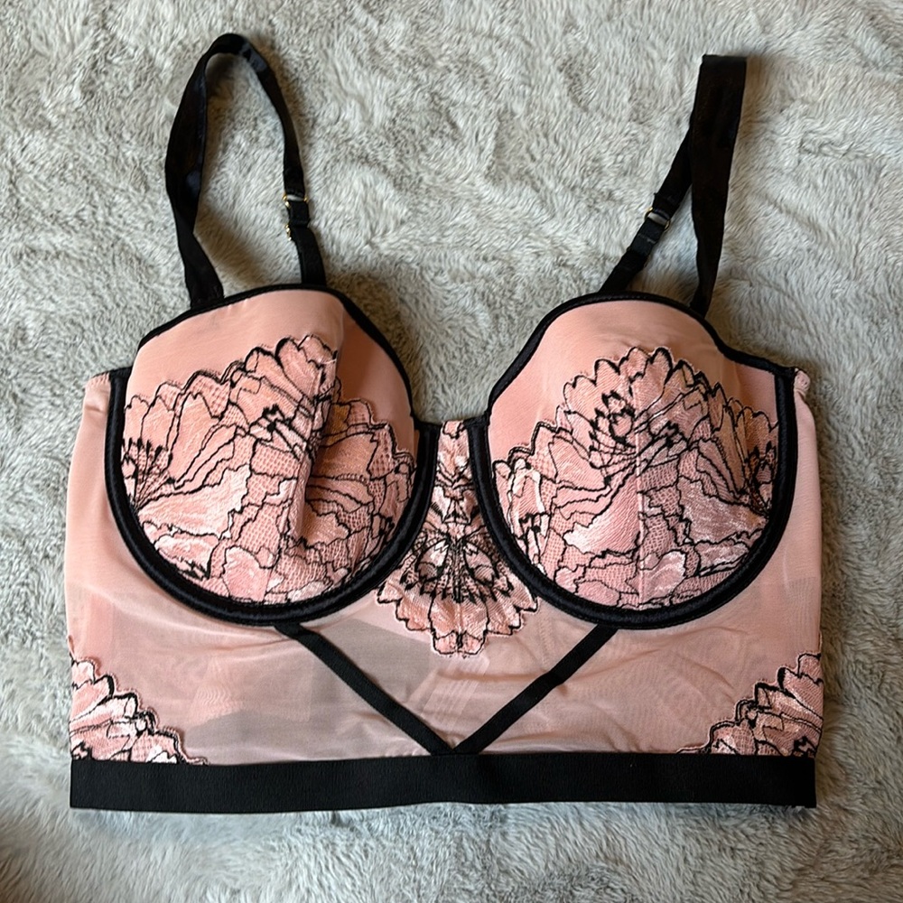 Lingerie Top Size M